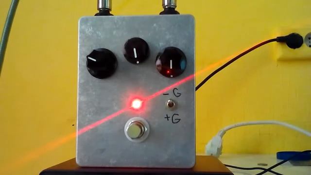 Тест педали Violet Fuzz в различных настройках смотреть онлайн