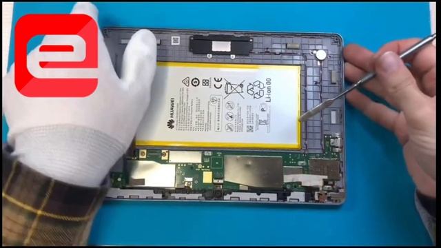 Замена аккумулятора на планшете Huawei MediaPad T3 смотреть онлайн