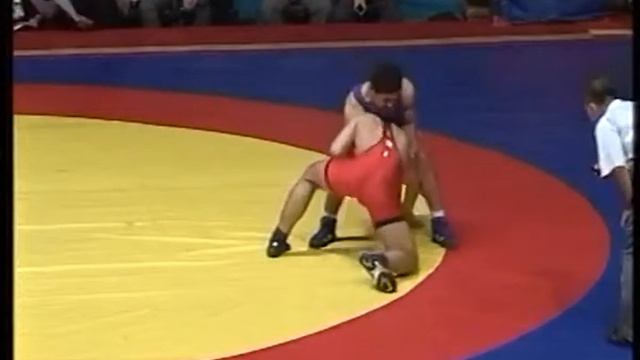 Спорт. Борьба. Чемпионат Азии-2004. Давуд Гильнайран (Иран)-(Казахстан) смотреть онлайн