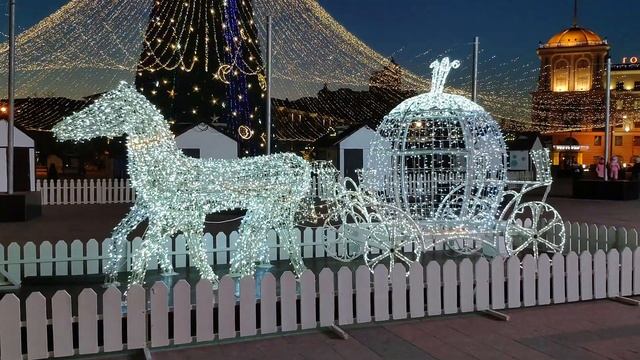 Соборная площадь, Новогодняя Ёлка, что нового на 07.12.2020. Подготовка к НГ продолжается.