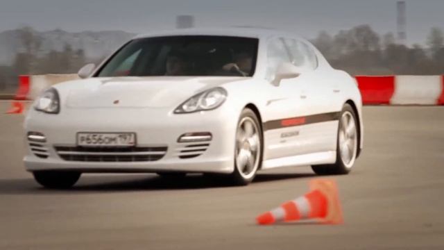 Russia_Roadshow-_one_perfect_day_with_Porsche смотреть онлайн