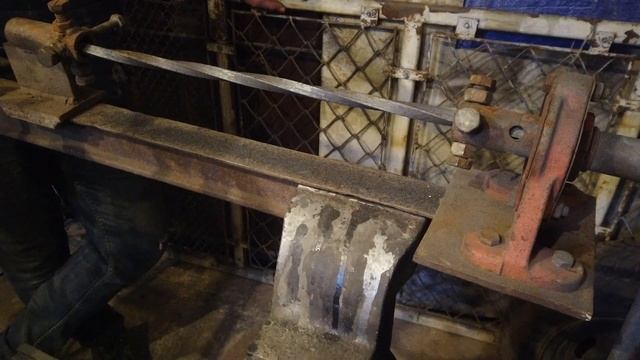 Дашок на криницю (колодязь) кований Canopy for the well смотреть онлайн