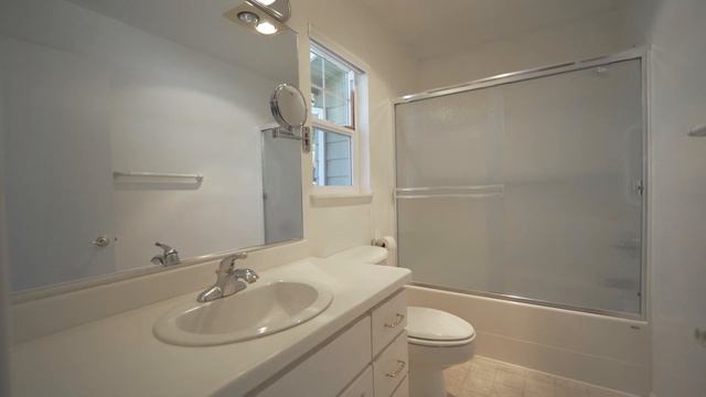 895 N Mountain Avenue in Ashland, Oregon смотреть онлайн
