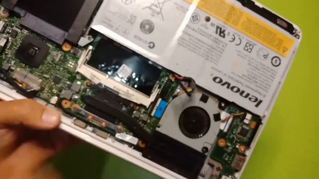 Cara Upgrade Memori Ram Laptop Lenovo Ideapad S206 Mudah Cepat Dan Murah. #upgraderam #lenovoideapa