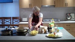 Мастер-класс "Биточки по-кишиневски" | МСЦ "Братеево"