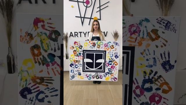 ?Нарисовали большую картину с отпечатками рук каждого сотрудника компании «Баланс» ⚖️ #арткорпорати смотреть онлайн