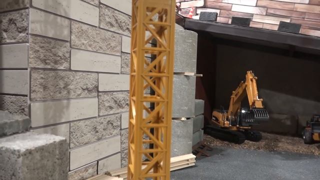 МОНТАЖ БАШЕННОГО КРАНА ... RC scale tower crane смотреть онлайн