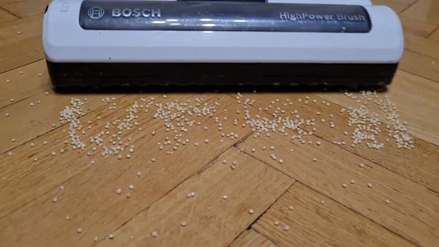 НА СВАЛКУ ЕГО!!! Тест и сравнение вертикальных пылесосов ✨️ Redroad X17 и BOSCH series 8 смотреть онлайн