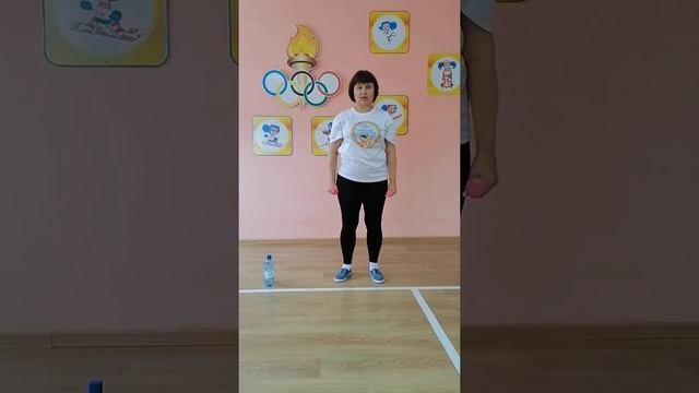 Упражнения с гантелями для сохранения правильной осанки и укрепления мышечного корсета смотреть онлайн