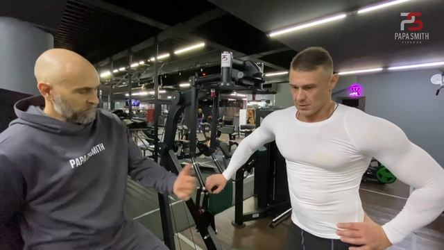 Спина и дельта от трехкратного чемпиона России Юрия Полякова. смотреть онлайн