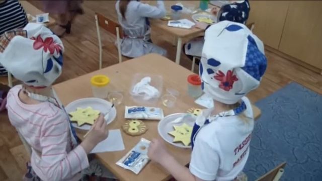 НОД по развитию речи с элементами нетрадиионной техники рисования и декорирования в старшей группе смотреть онлайн
