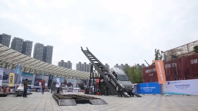 2015 Chengdu Motor Show - Test-drive смотреть онлайн