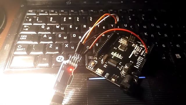 Programming Arduino UNO using USB/TTL смотреть онлайн