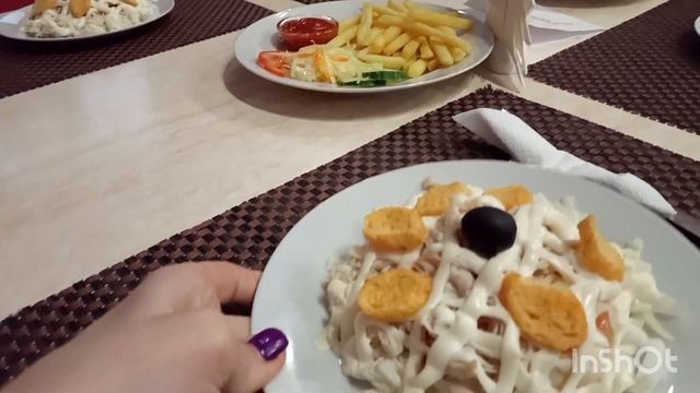 Влог. Готовлю сырники и форель.Дочь делает макияж.Покупка фена.День рождения племянника