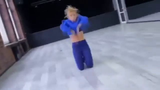 Танцы красивые девушки с лучшими клипами 2020 смотреть онлайн