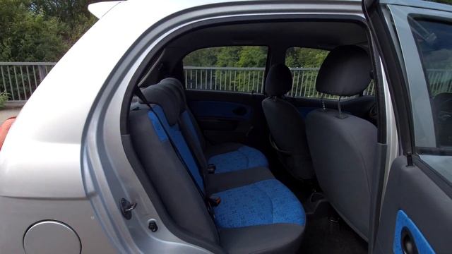 Chevrolet Matiz 1.0 se + five door in silver metallic смотреть онлайн