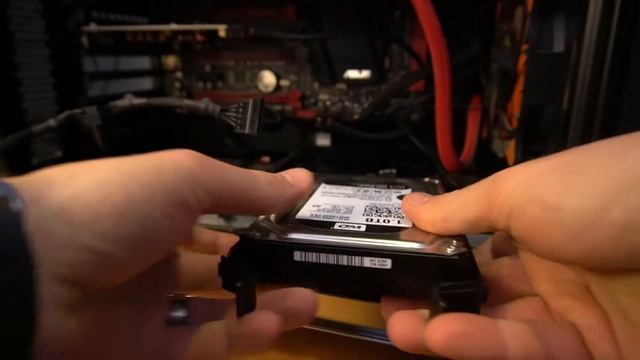 Seagate Ironwolf 8TB hard drive. смотреть онлайн