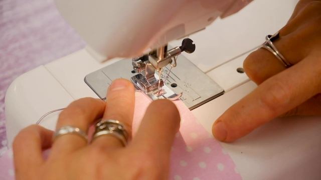 Как НАУЧИТЬСЯ ШИТЬ на швейной машинке || Хочу Шить смотреть онлайн