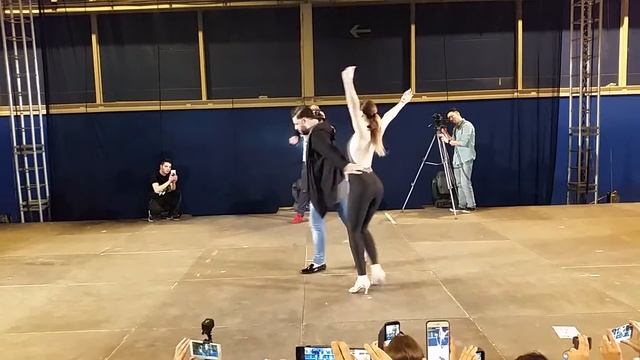 Carlos Espinosa & Mariangeles - Bachata 2017 - Bachata fusion workshop смотреть онлайн