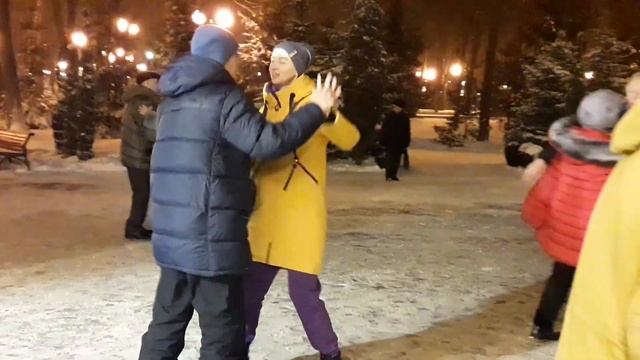 А я люблю тебя - мою чужую!!!??Танцы в парке Горького!!!??Харьков 2022 смотреть онлайн