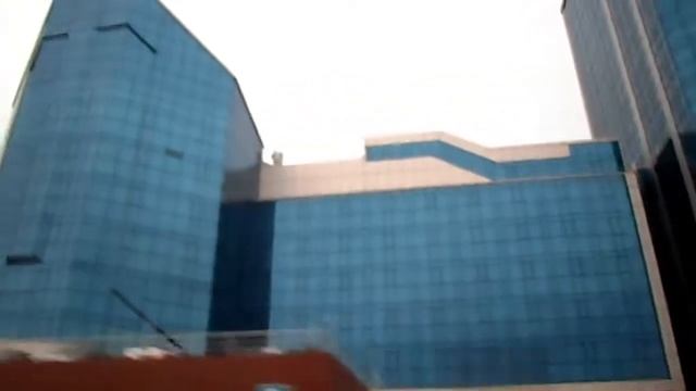 Grand Hotel Astrakhan, гостиничный комплекс со стороны улицы Куйбышева ( из видео архива 2012 )