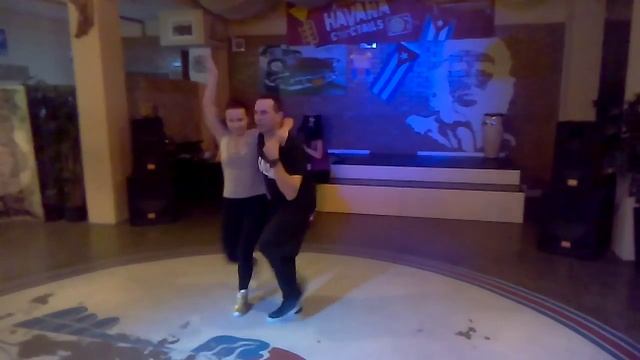 Salsa Club Kiev - Casino by Reinaldo Powell & Yuliya Gannochko смотреть онлайн