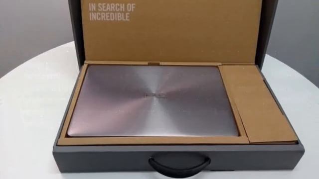 Asus Zenbook UX310UA | A brilliant all-rounder laptop смотреть онлайн