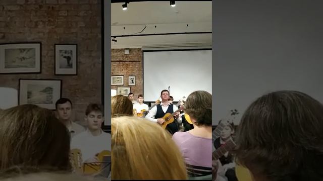 И.Петров «Токката» исп. Владимир Маркушевич смотреть онлайн