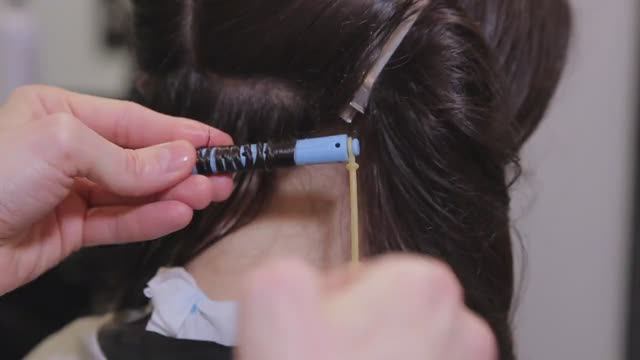 Спиральная завивка волос с крупным локоном от BIANCA LUX смотреть онлайн