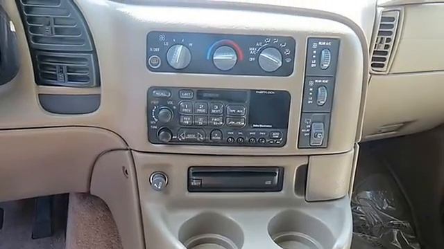 2003 GMC Safari Passenger Extended Minivan 3D - Galpin Ford - North Hills, CA 91343 смотреть онлайн