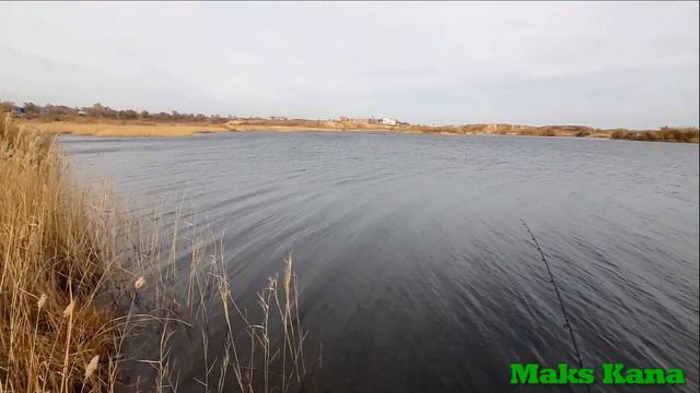 Рыбалка на Федоровском в-ще. В поисках окунярика смотреть онлайн