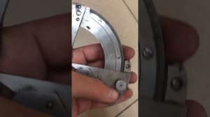 Угломер с нониусом