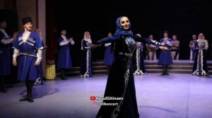 11 Кумыкский фольклорный танец – «Сюйдум»