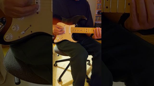 Fender American Stratocaster 2005 смотреть онлайн