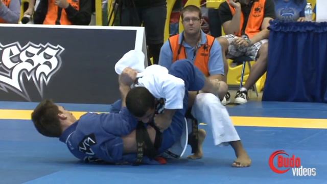 Bruno Malfacine VS Guilherme Mendes / Pan Championship 2012 смотреть онлайн