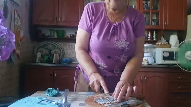 КАК РАЗДЕЛАТЬ СЕЛЕДКУ смотреть онлайн