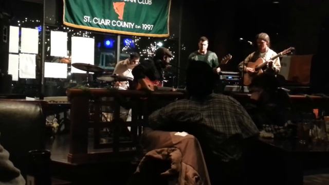 Mountain Babies- Whispers live at Lynch's смотреть онлайн