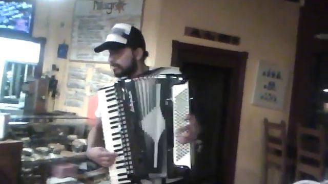 Coffee Shop Accordion смотреть онлайн