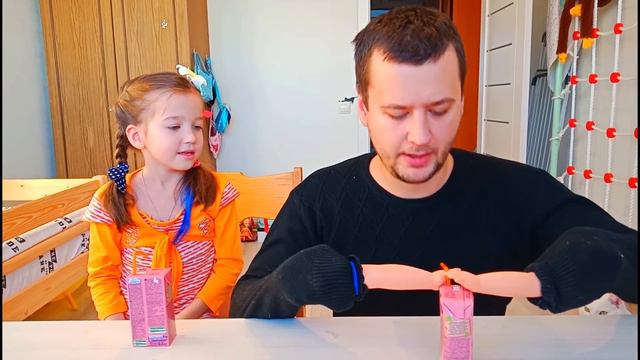 Челлендж маленькие ручки против без большого пальца / Tiny Hands Challenge смотреть онлайн