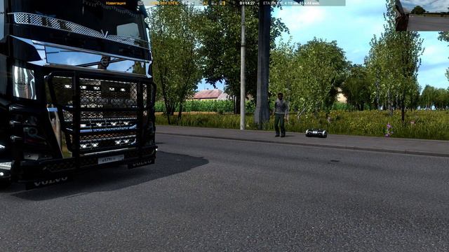 Euro Truck Simulator 2 и в Российских просторах есть танцующий негр,без музыки правда ! смотреть онлайн