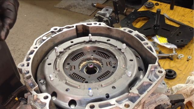 Ford DPS6 Dual Clutch Transmission Shudder 2011+Fiesta  & 2012+ Focus: Clutch Replacement Procedure