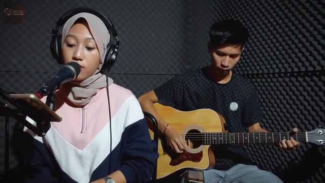 FIRST LOVE - NIKKA COSTA (COVER) NABILA X DARTO смотреть онлайн