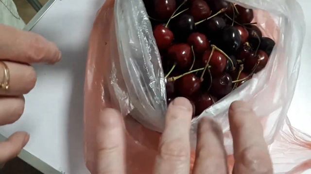 Цена фруктов на сенном рынке. смотреть онлайн
