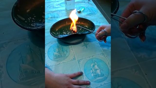 Вскрытие подногтевой гематомы смотреть онлайн