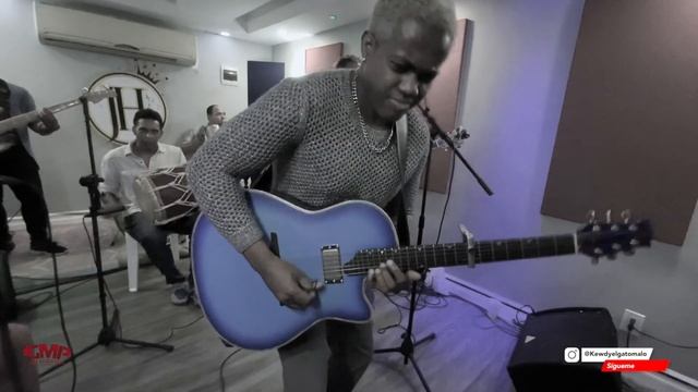 Kewdy De Los Santos - El Gato Malo - Botao (El que mas toca) смотреть онлайн