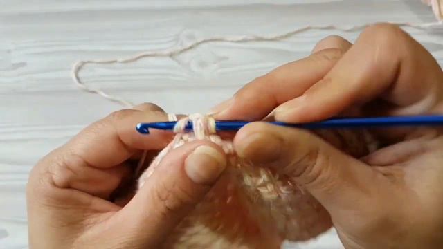 Crocs de croche | Como fazer crocs de croche estruturado com sola | Crocs de crochê Luciene Targa смотреть онлайн