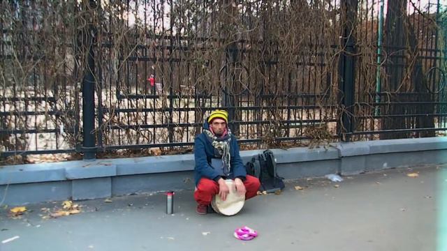 Уличный музыкант. Московское регги. смотреть онлайн