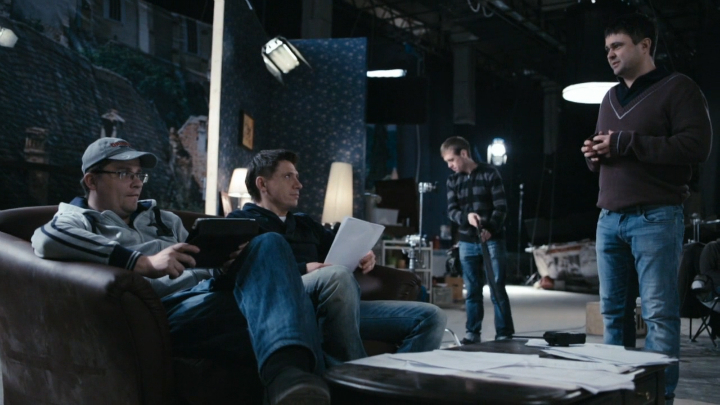 ХБ - Олег пытается вести себя естественно смотреть онлайн