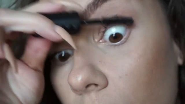 Bad Gal Bang Mascara VS Worth The Hype | First Impression + Review смотреть онлайн