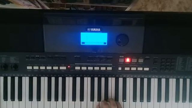 "Dragostea din tei" cover O-Zone смотреть онлайн